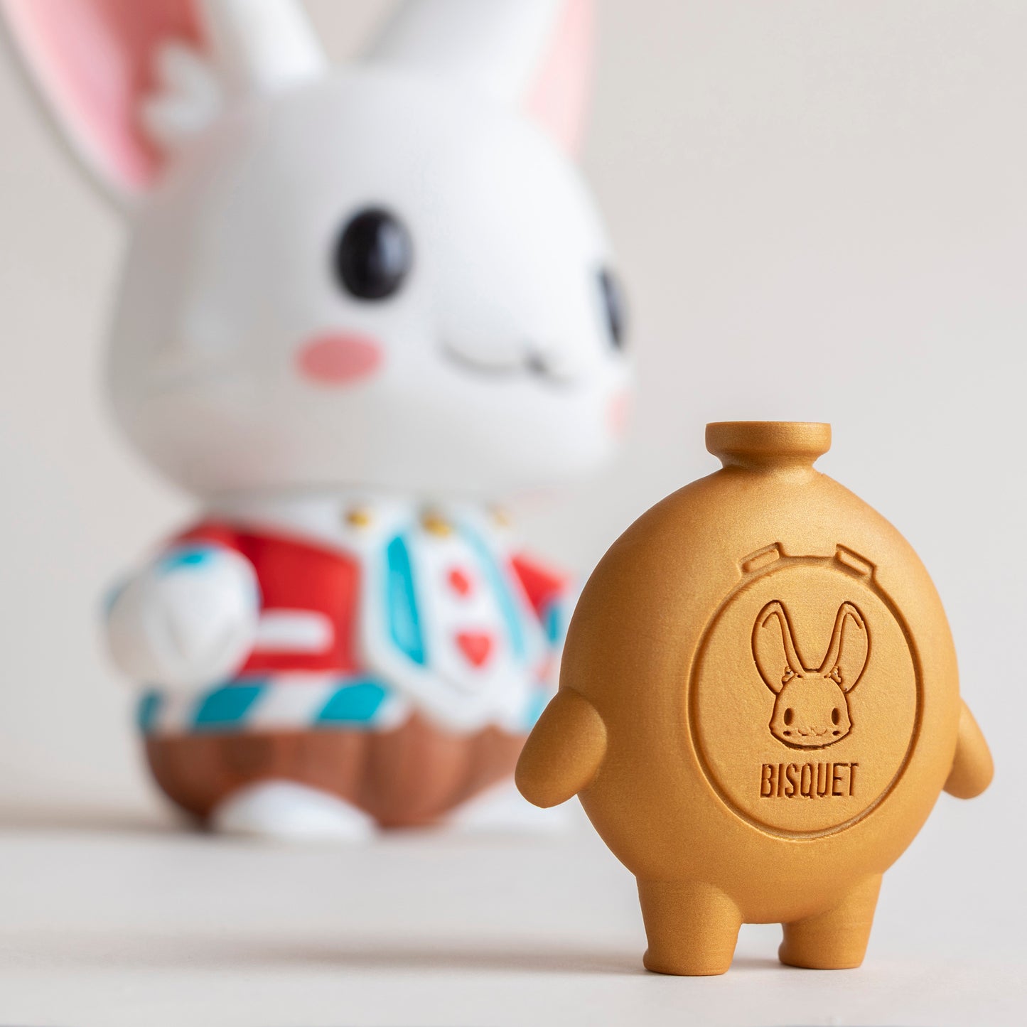 Bisquet in Wonderland